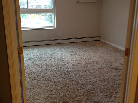 5th image of 1390 N Emerson St APT 605
