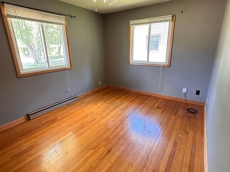 1015 E Lexington Blvd — Photo 7