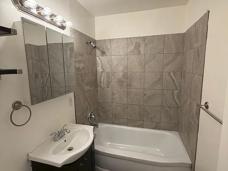 3506 N Peniel Ave — Photo 8