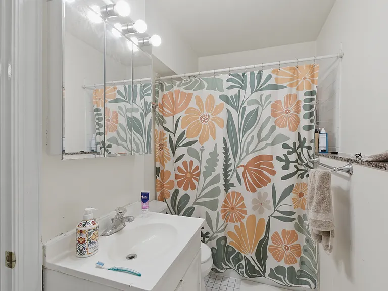 2240 W Palmer St #1R — Photo 11