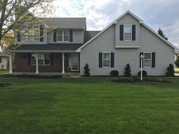 2nd image of 2142 Dorset Dr