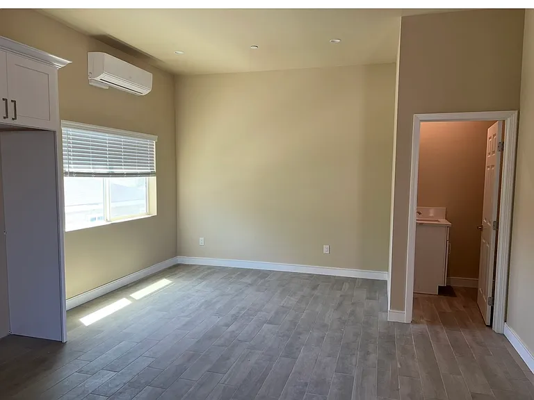 4853 Grace Ave #2 — Photo 6