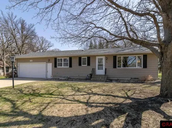 786 E Prince St, Lake Crystal, MN 56055