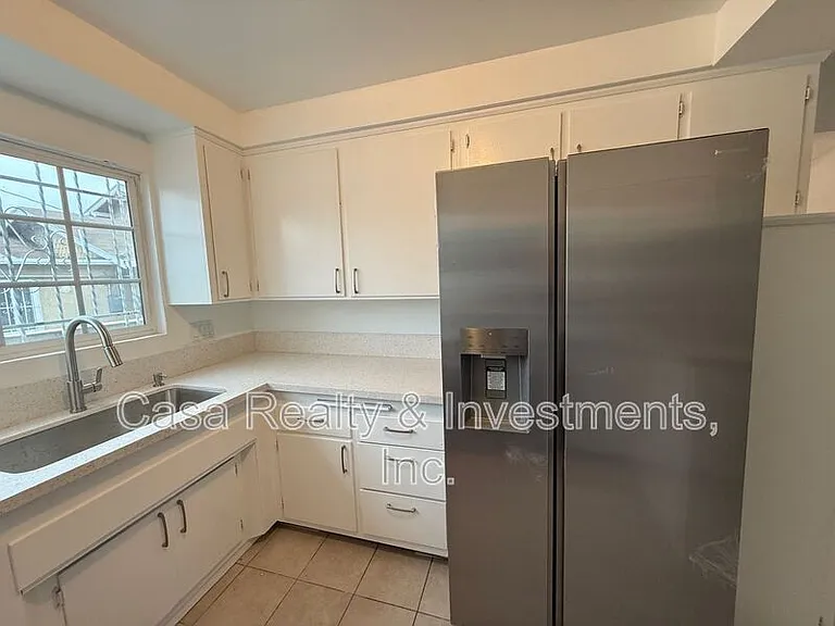 16920 S Vermont Ave #D — Photo 4