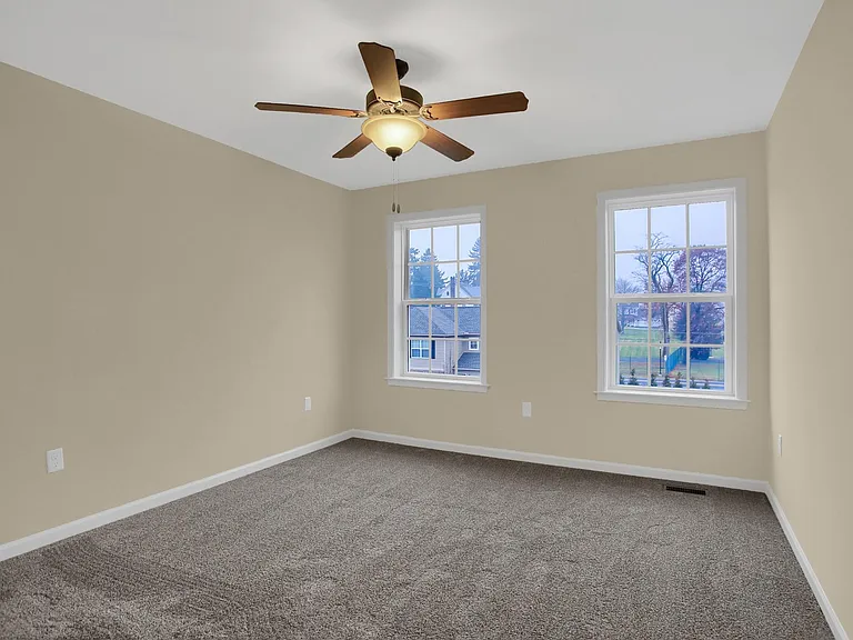 32 Parker Spring Ave — Photo 12