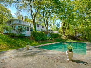 6 Upland Ln, Croton On Hudson, NY 10520