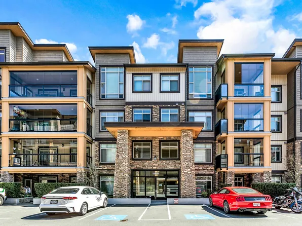 12655 190a St #106, Pitt Meadows, BC V3Y 0E9