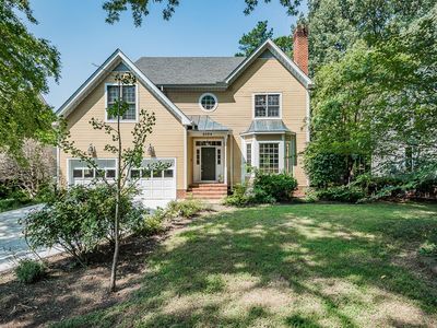 2054 Carriage Way, Chapel Hill, NC, 27517