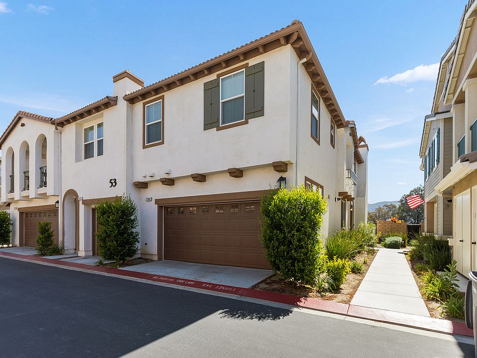 1st image of 27985 Calle Casera #1