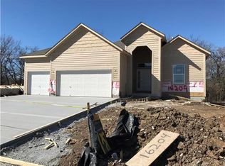 16204 S Canton St, Gardner, KS 66030