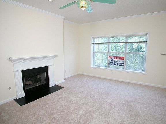 2nd image of 306 Vinings Forest Cir SE