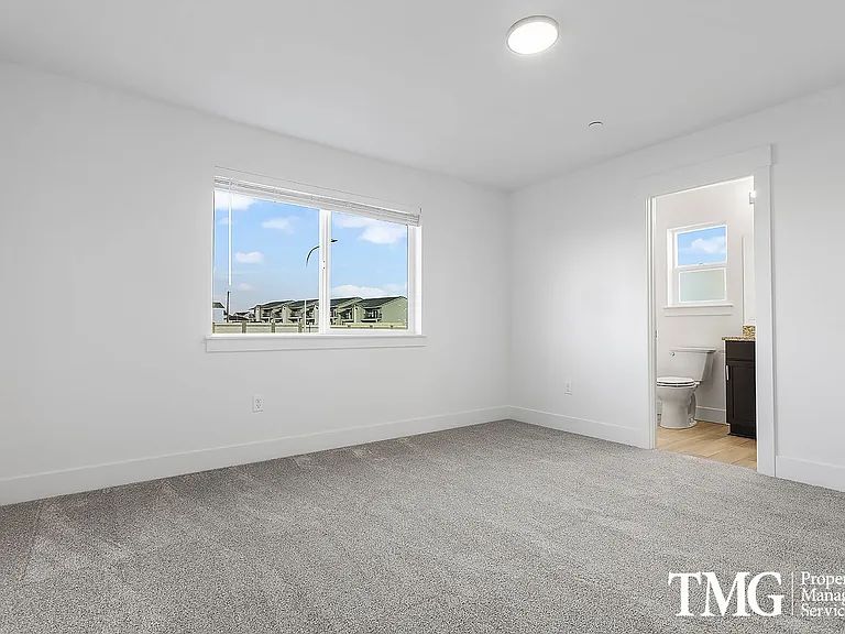 977 Creer Way #D-112 — Photo 54