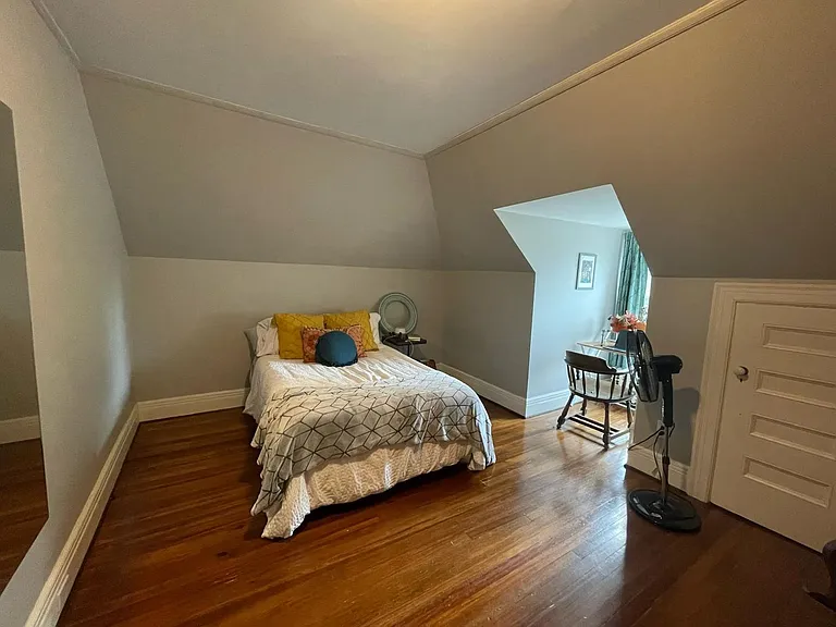 80 Westminster Rd — Photo 3
