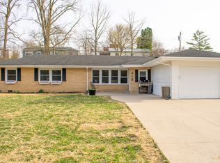 312 E 1st St, Hartford City, IN 47348