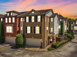2102 Stacy Gln, Houston, TX 77008