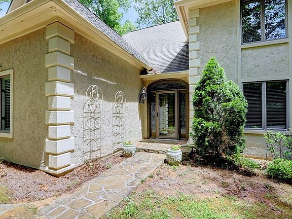 2nd image of 4491 Park Place Ter