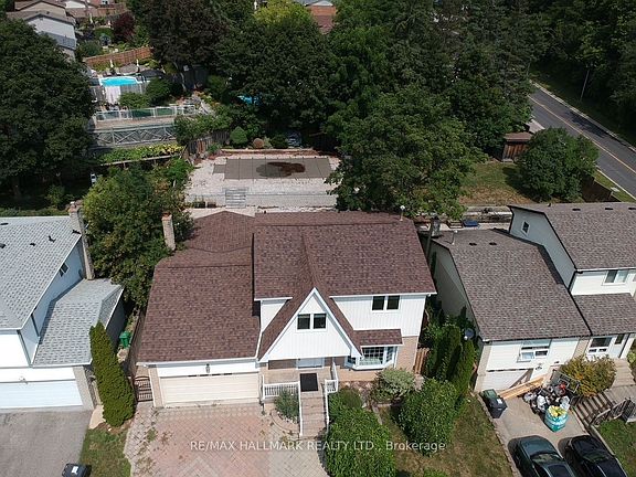 3rd image of 67 Sherin Ct