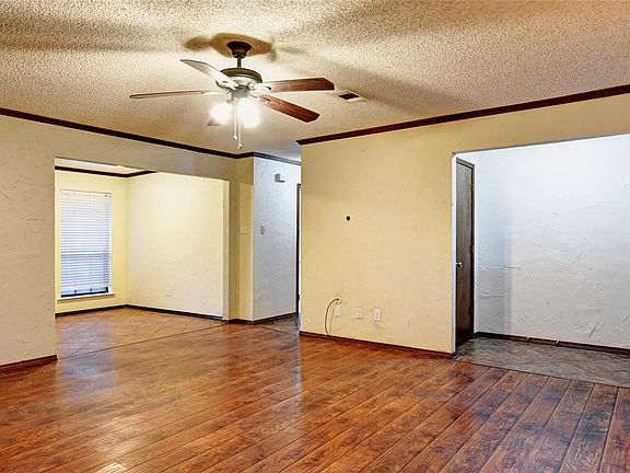 4th image of 1500 N Gaines St