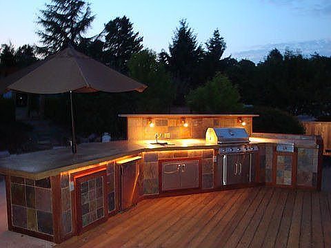 outdoor kitchen