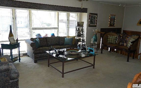 4th image of 32 Prescott Pl