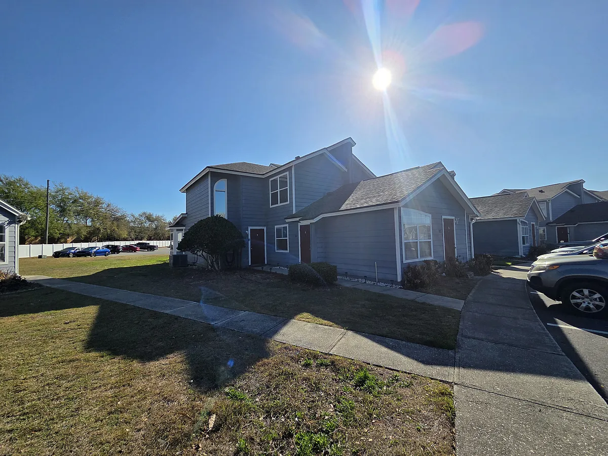 Building Photo - 803 Caribbean Dr #A