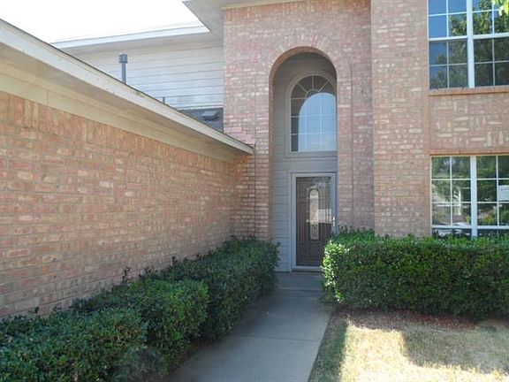 2nd image of 8524 Auburn Dr