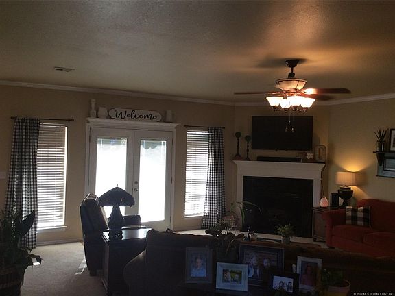 3rd image of 16990 S Country Dr