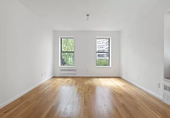 2nd image of 250 Manhattan Ave #C3