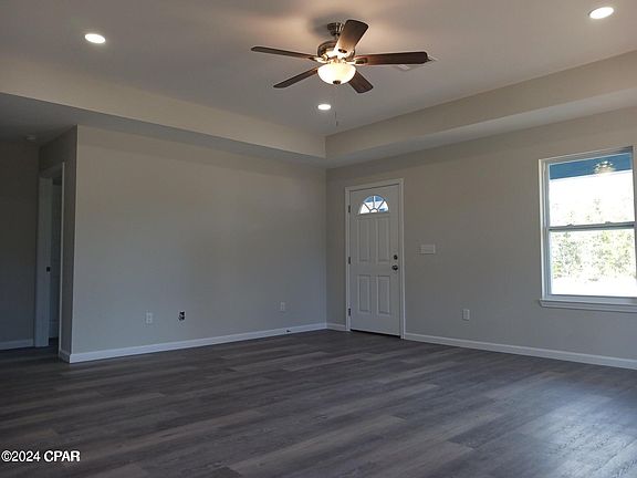 4th image of 4025 Zinnia Dr