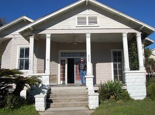 325 Carroll Ave, Bay Saint Louis, MS 39520