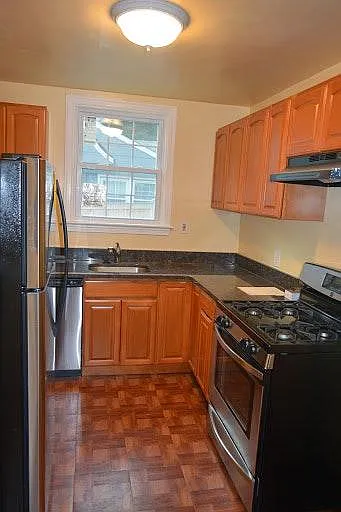 4635 River Rd — Photo 7