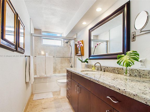 3rd image of 1045 10th St APT 607