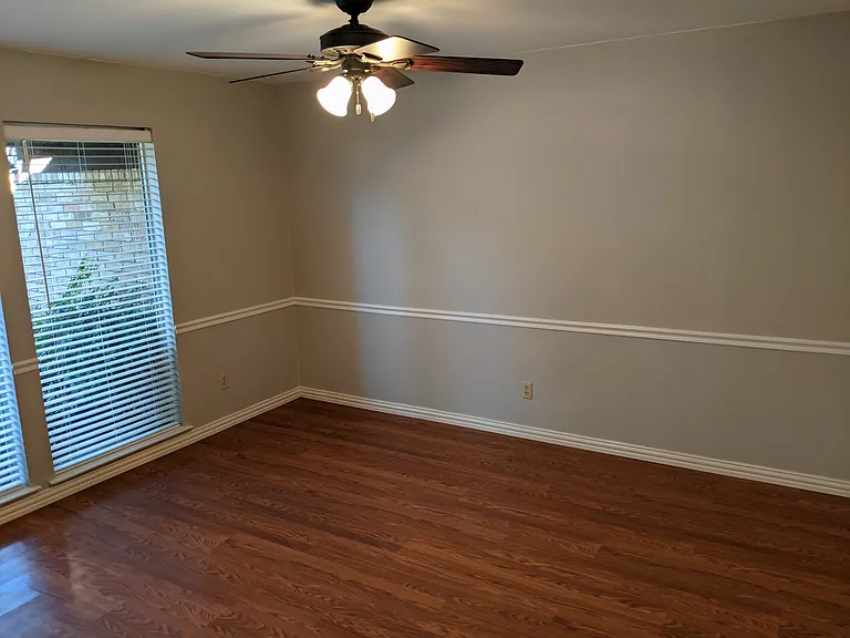 12619 Montfort Dr — Photo 10