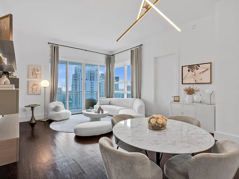 951 Brickell Ave #Penthouse 4111 — Photo 26