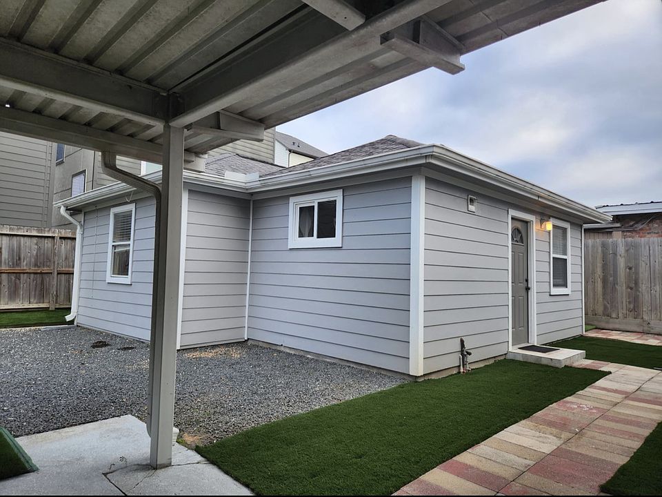 1st image of 2326 Ella Blvd #B
