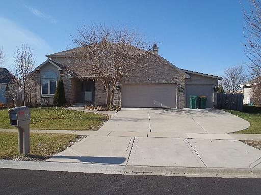 1st image of 24750 Rosewood Ln