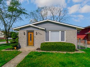 18226 Ravisloe Ter, Country Club Hills, IL 60478