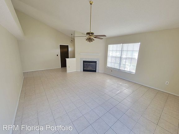 3rd image of 8737 Osage Dr