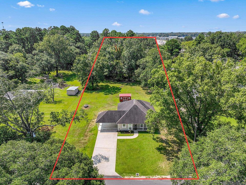 1st image of 14482 Bon Dickey Dr