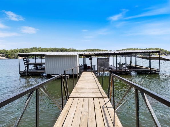 48 Kelly Cir