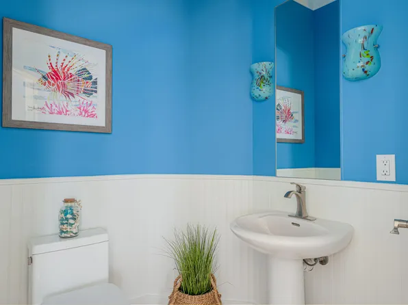 2701 Cypress Island Drive, Palm Beach Gardens, FL 33410