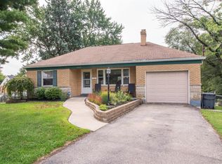 5329 Delhi Rd, Cincinnati, OH 45238