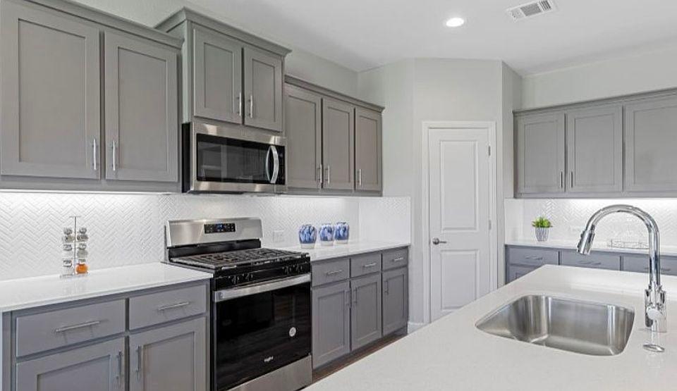 1st image of 1217 Southwark Dr