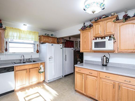 4th image of 291 Clovernook Dr