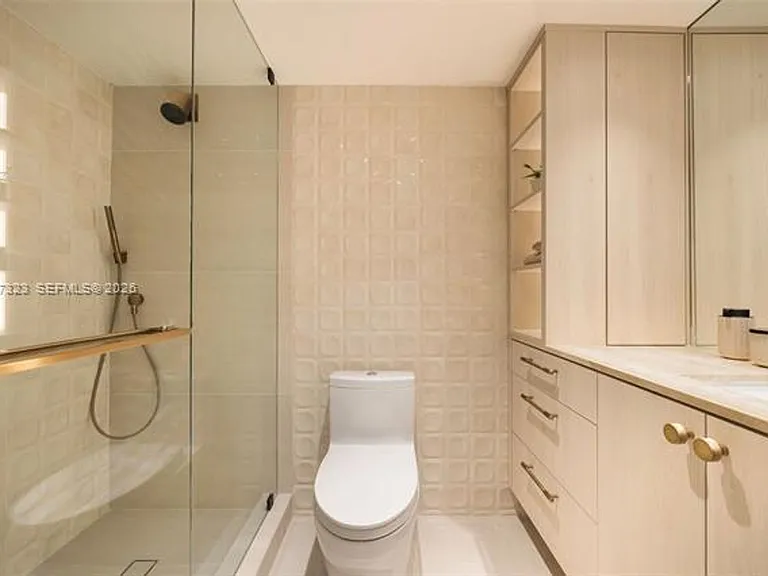 2301 Collins Avenue Cu #526 — Photo 15