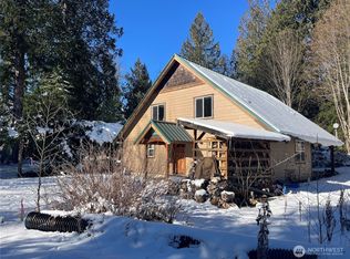 17017 Glacier Rim Dr, Glacier, WA 98244