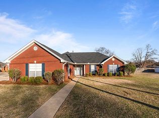 3 S Springfield Dr, Millbrook, AL 36054