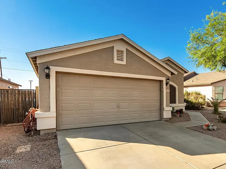 24470 N Shelton Way — Photo 2
