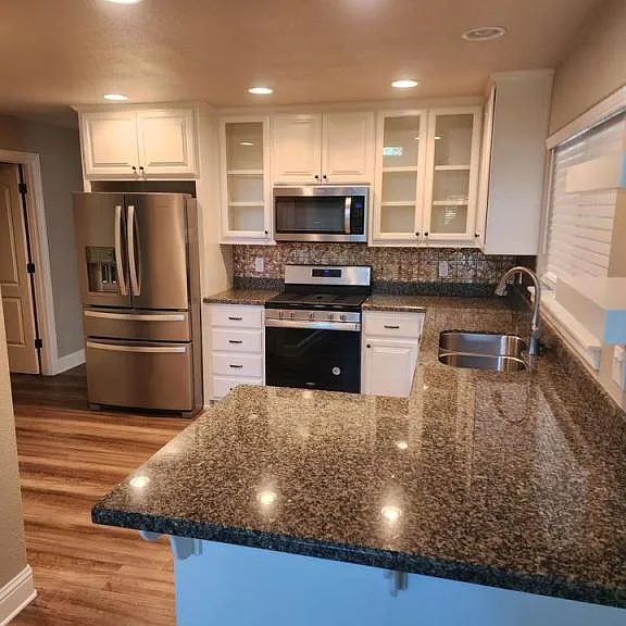 1354 SW Argo Ln — Photo 4