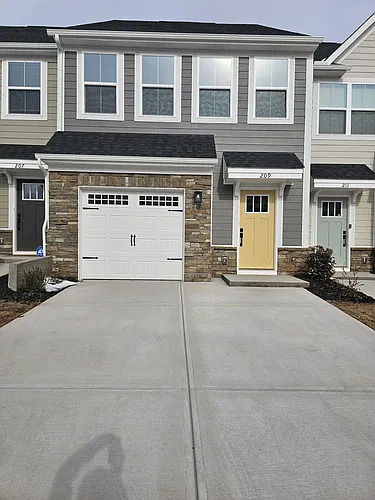 209 Lograto Ln Photo 1